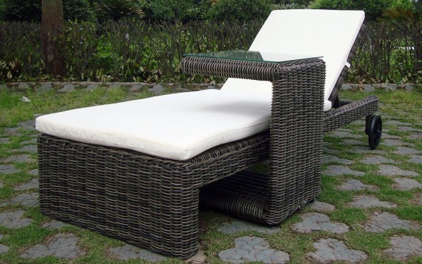 https://www.nabytek-ratan.cz/1427-thickbox_default/ronde-holiday.jpg